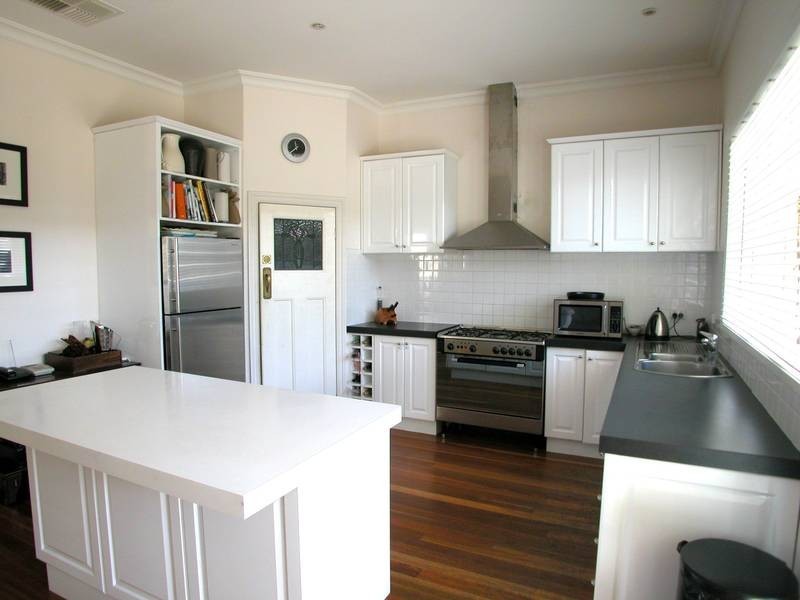 4 William Street, Box Hill VIC 3128