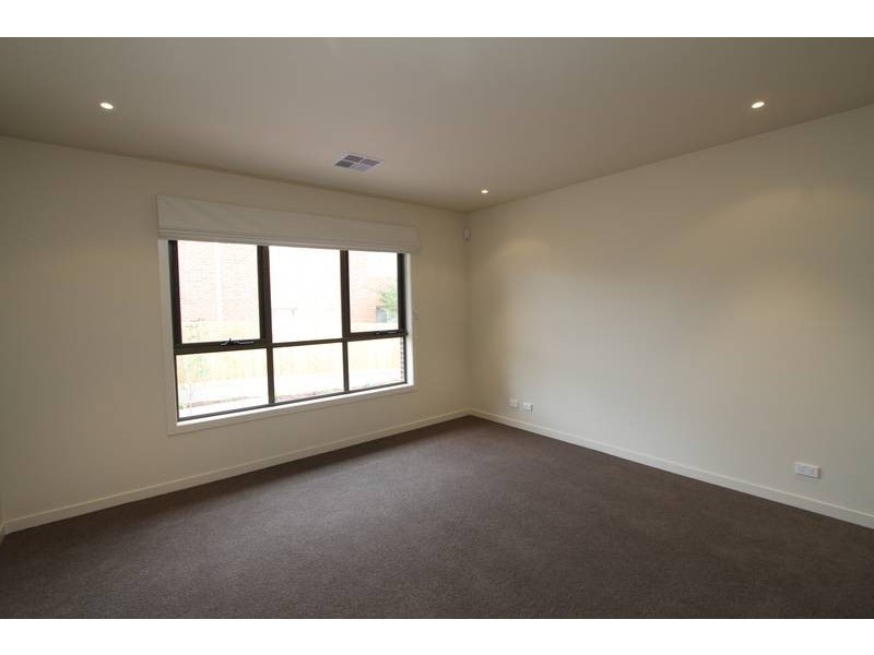 2/5 Moody Street, Balwyn North VIC 3104