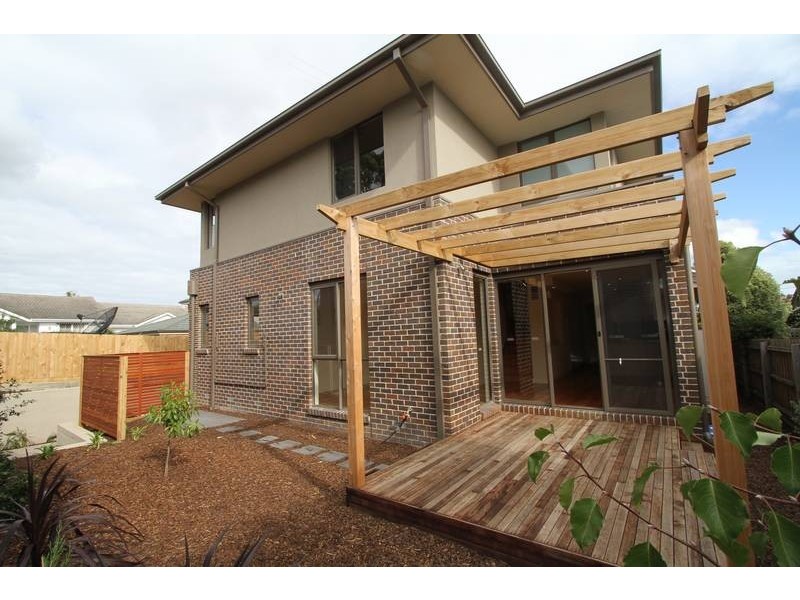 2/5 Moody Street, Balwyn North VIC 3104