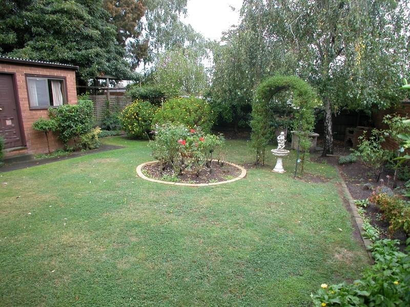 40 Leeds Road, Mount Waverley VIC 3149