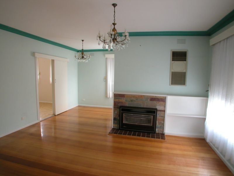 30 Jenner Street, Blackburn South VIC 3130