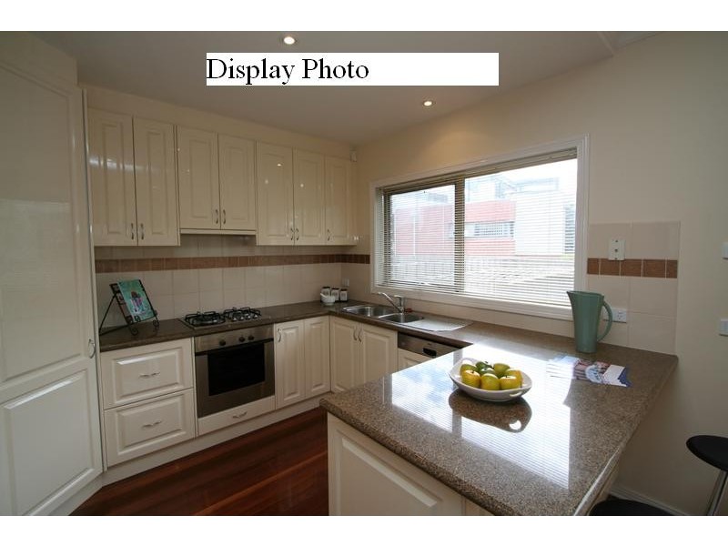 22 Kingswood Rise, Box Hill VIC 3128