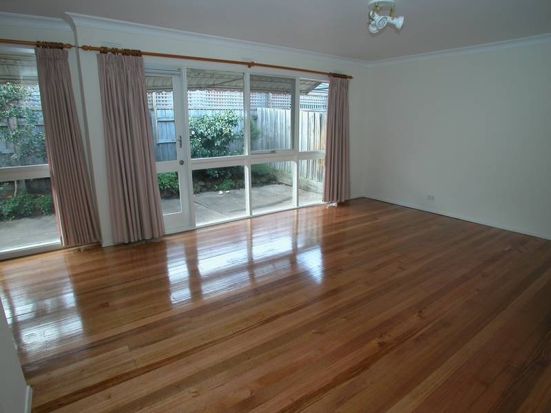 4/28 Faversham Road, Canterbury VIC 3126