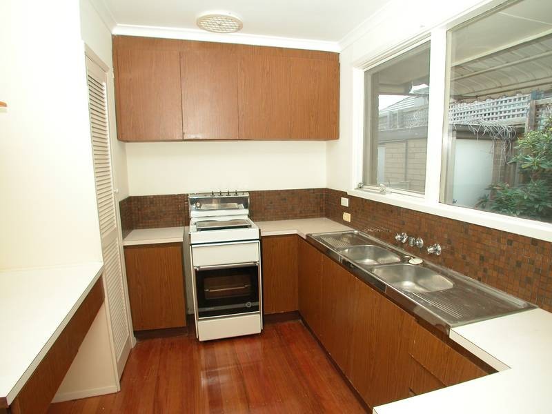 4/28 Faversham Road, Canterbury VIC 3126