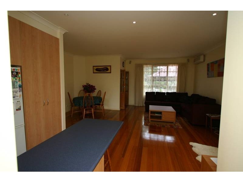 27 Gissing Street, Blackburn VIC 3130