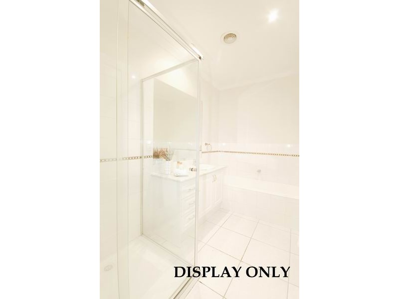 9 Kingswood Rise, Box Hill South VIC 3128