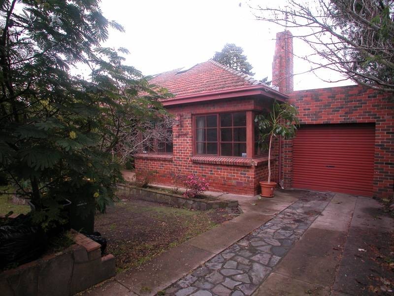 3 Edwards Street, Burwood VIC 3125