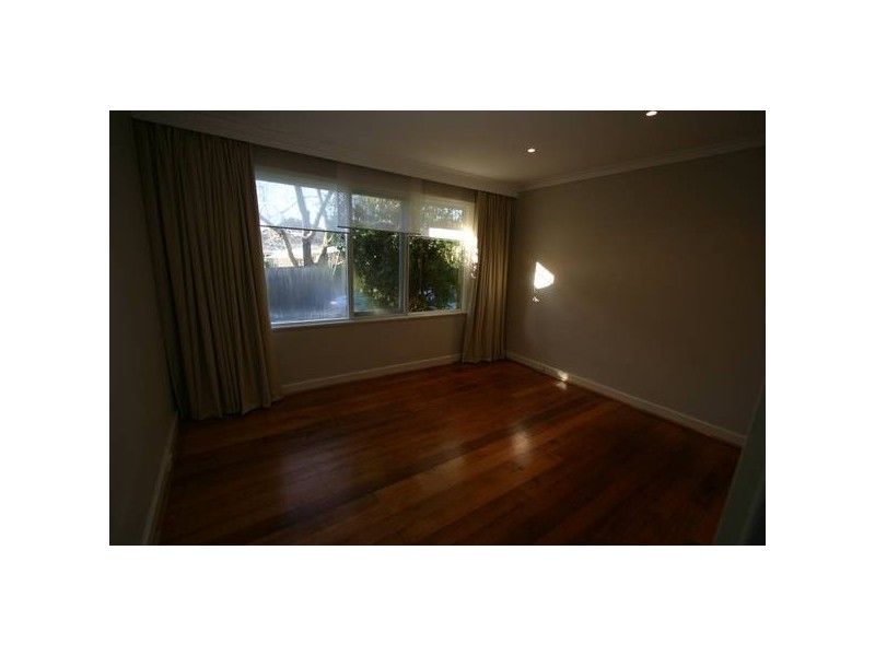 12/81 Victoria Crescent, Mont Albert VIC 3127