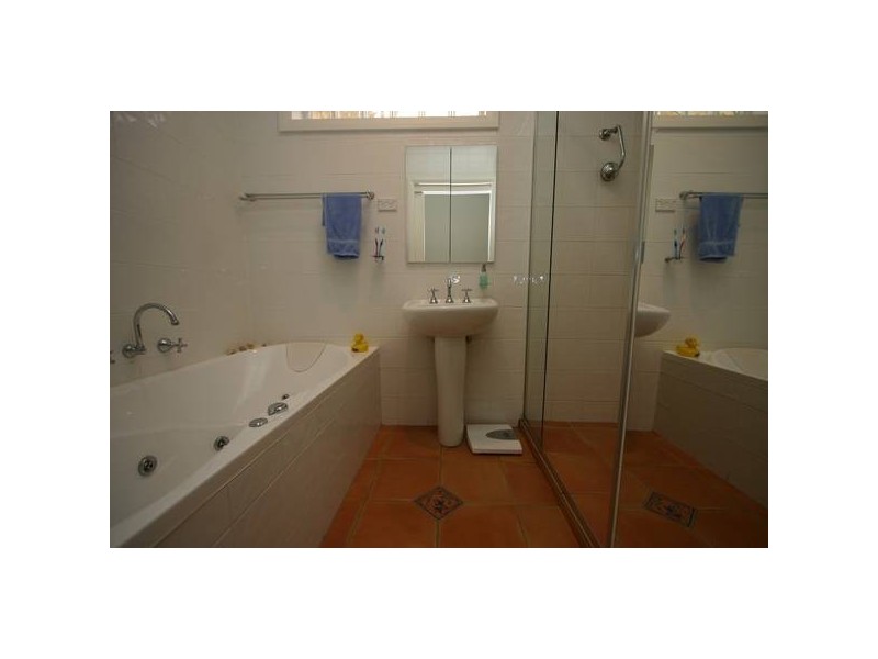 4/11 Orange Grove, Camberwell VIC 3124