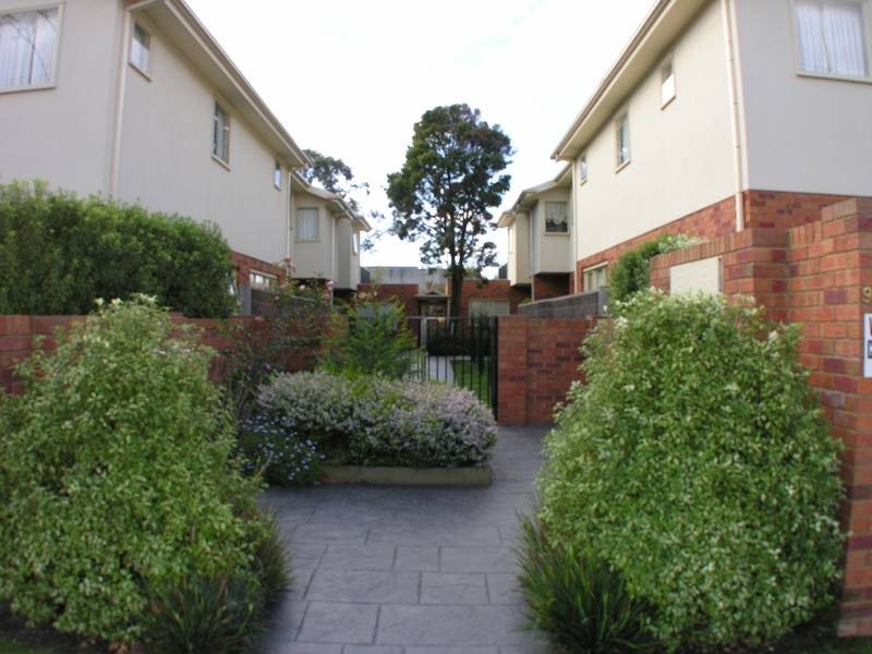 6/92 Carrington Street, Box Hill VIC 3128