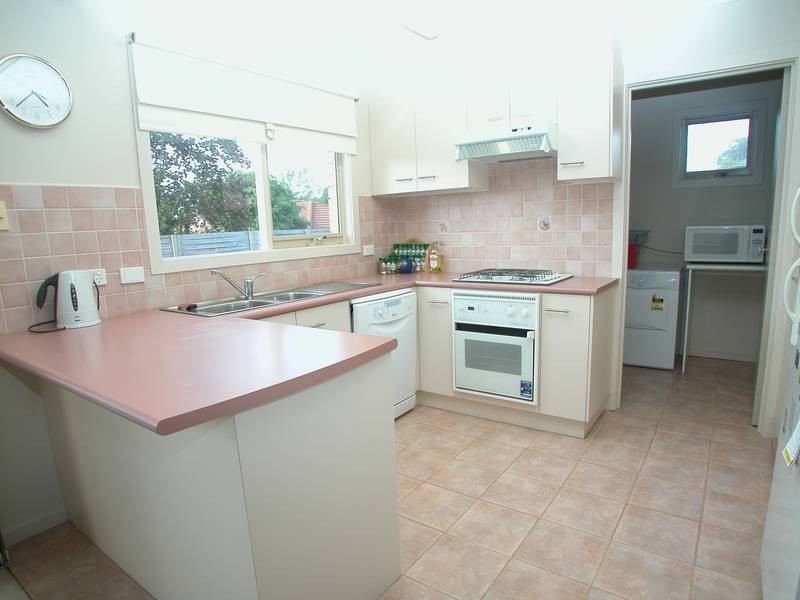 2 Ashley Street, Box Hill North VIC 3129