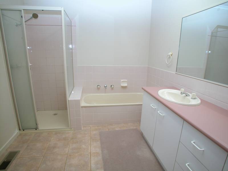 2 Ashley Street, Box Hill North VIC 3129