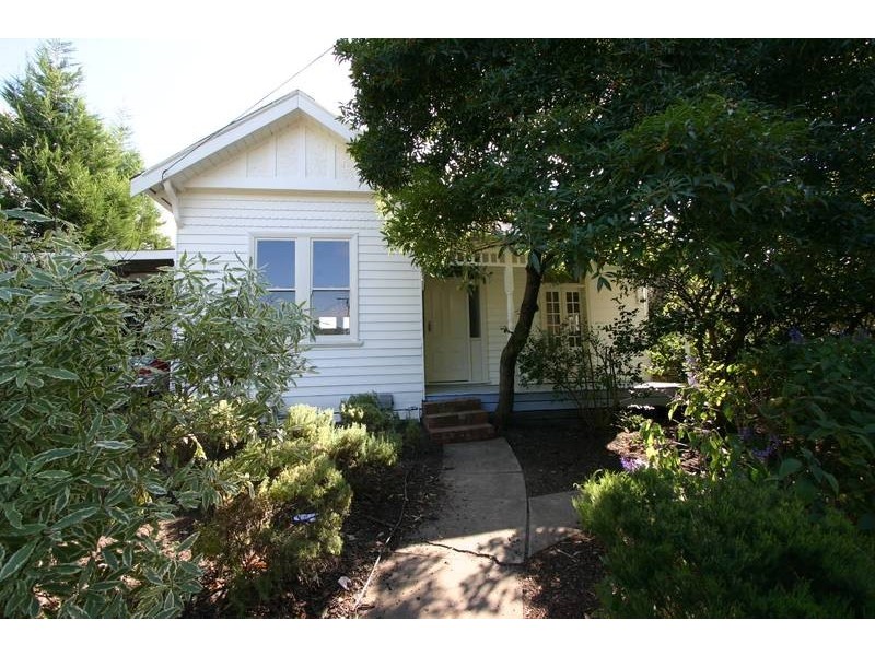 15 Harrow Street, Box Hill VIC 3128