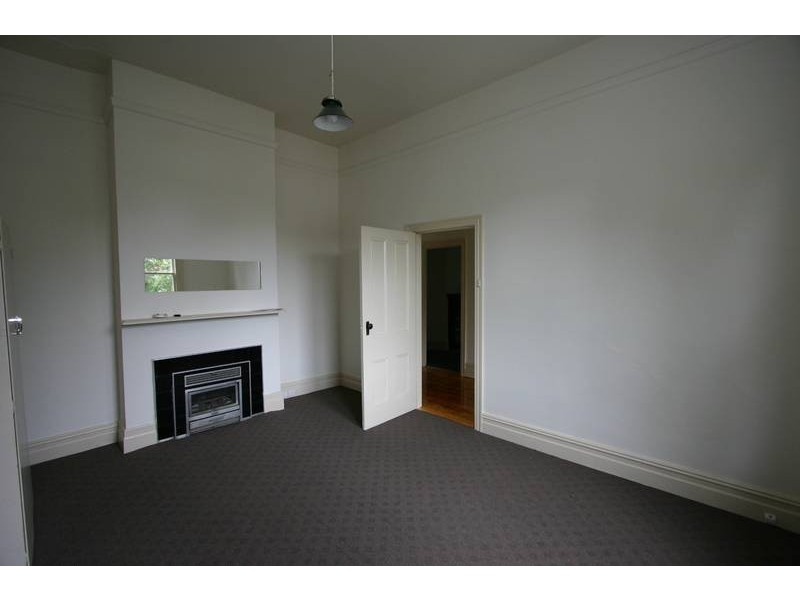 15 Harrow Street, Box Hill VIC 3128