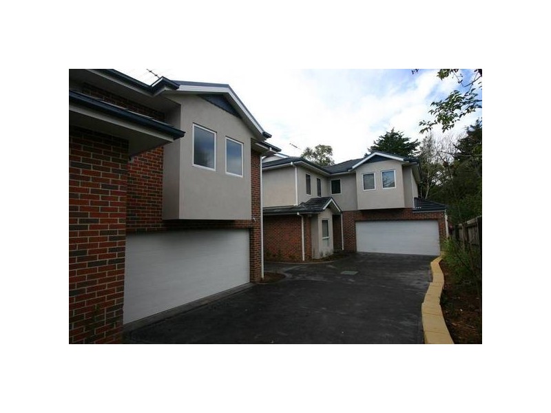 2/10 Box Hill Crescent, Mont Albert North VIC 3129