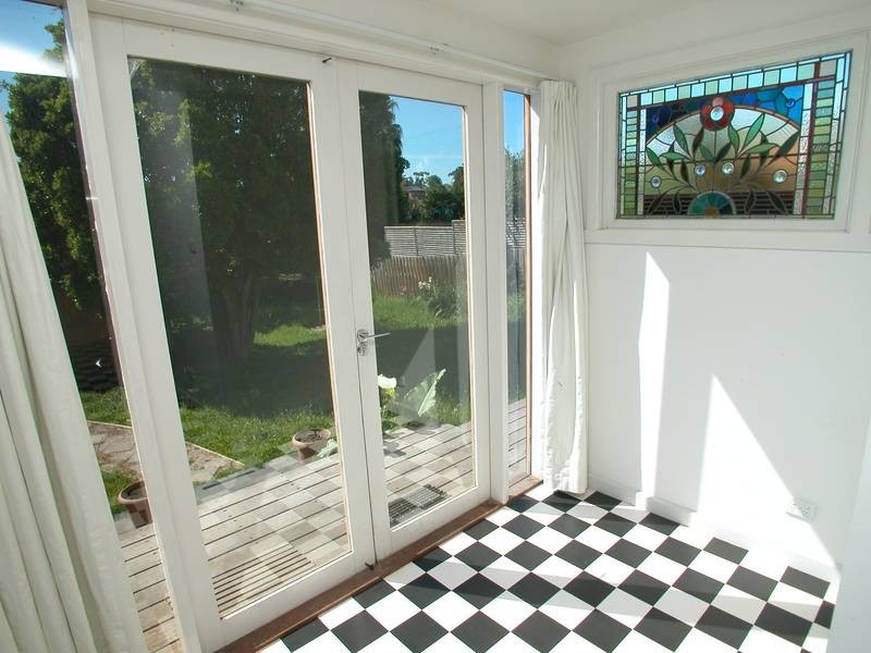 32 Box Hill Crescent, Mont Albert North VIC 3129