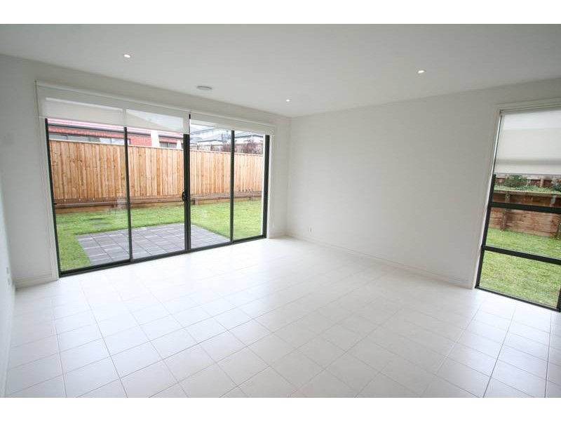 7 Tottenham Grove,, Mulgrave VIC 3170