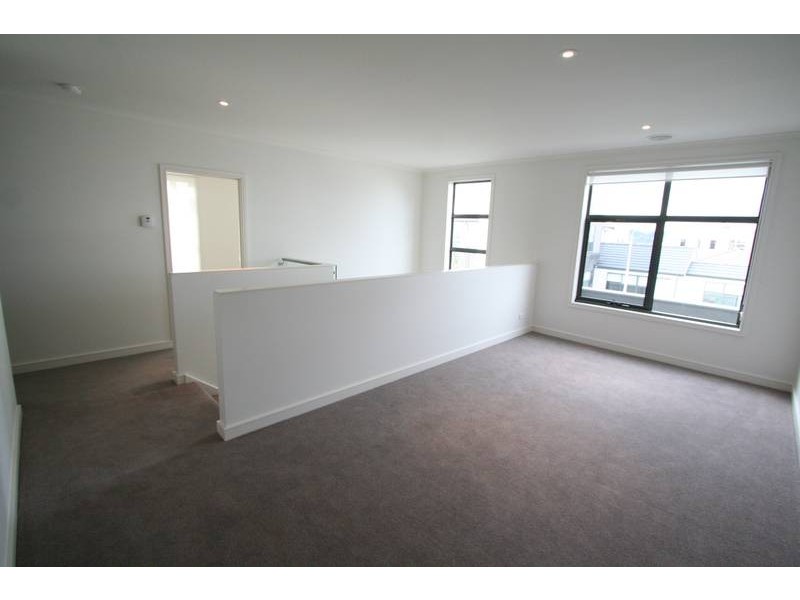 7 Tottenham Grove,, Mulgrave VIC 3170