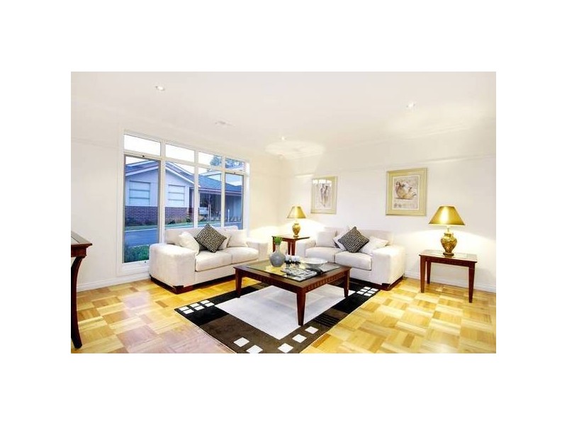 2/16 Powers Street, Donvale VIC 3111