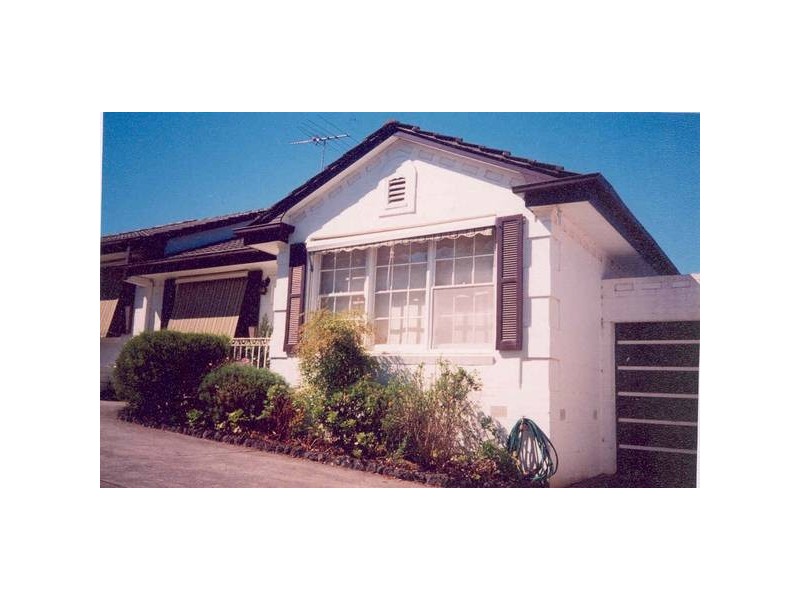 3/11 Louise Avenue, Mont Albert VIC 3127