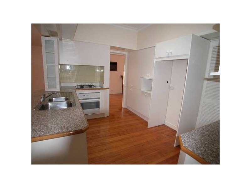 Frederick
Street, Balwyn VIC 3103
