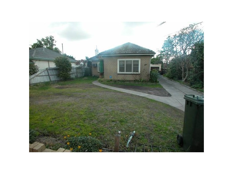 Moorookyle Avenue, Oakleigh VIC 3166