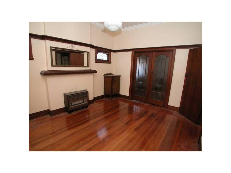 5 Elgin Street, Pascoe Vale South VIC 3044