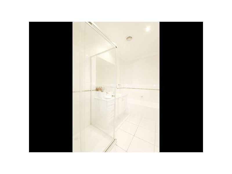 13 Kingswood Rise, Box Hill South VIC 3128