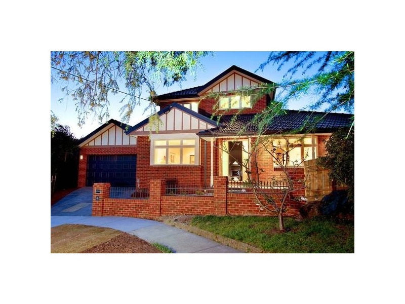 77 Sir Garnet Road, Canterbury VIC 3126