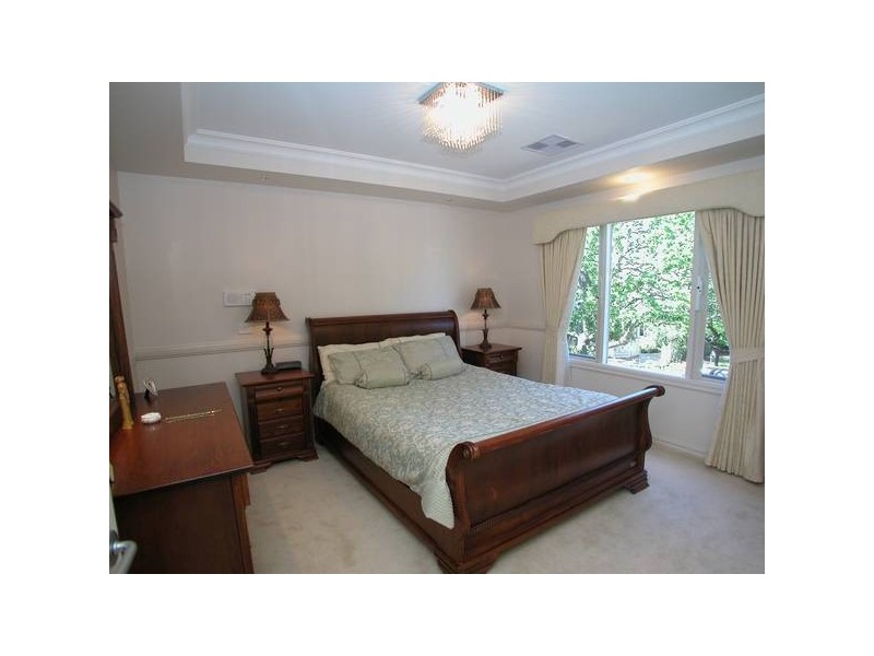 73 Victoria Crescent, Mont Albert VIC 3127