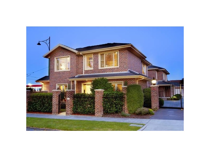 1/1 Hood Street, Mont Albert VIC 3127