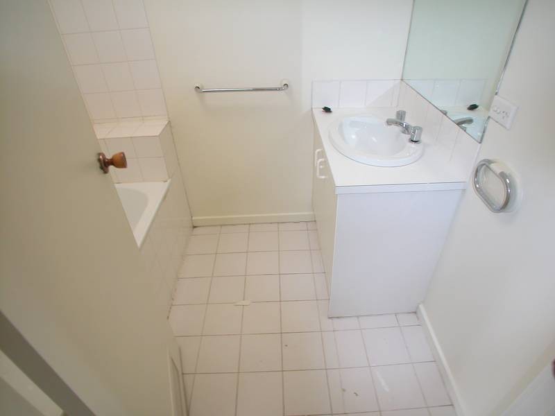4/460 Middleborough Road, Blackburn North VIC 3130