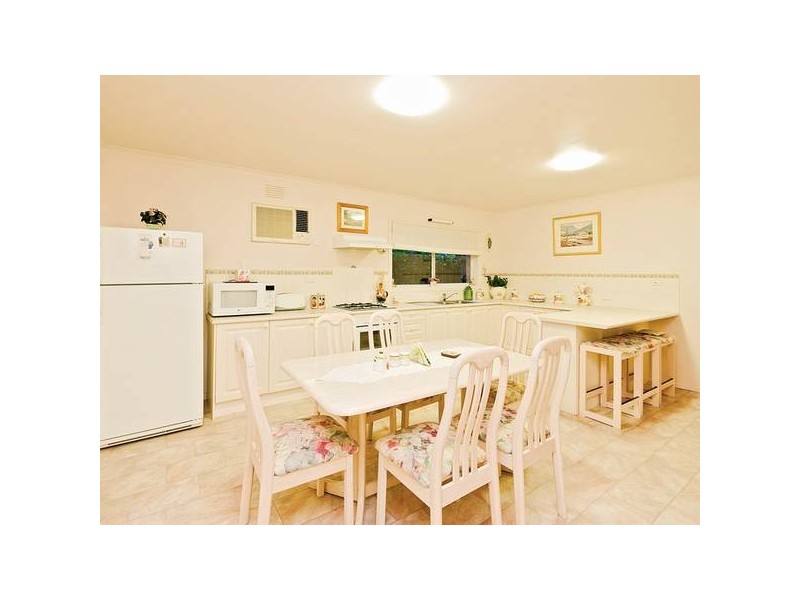 9 White Court, Nunawading VIC 3131