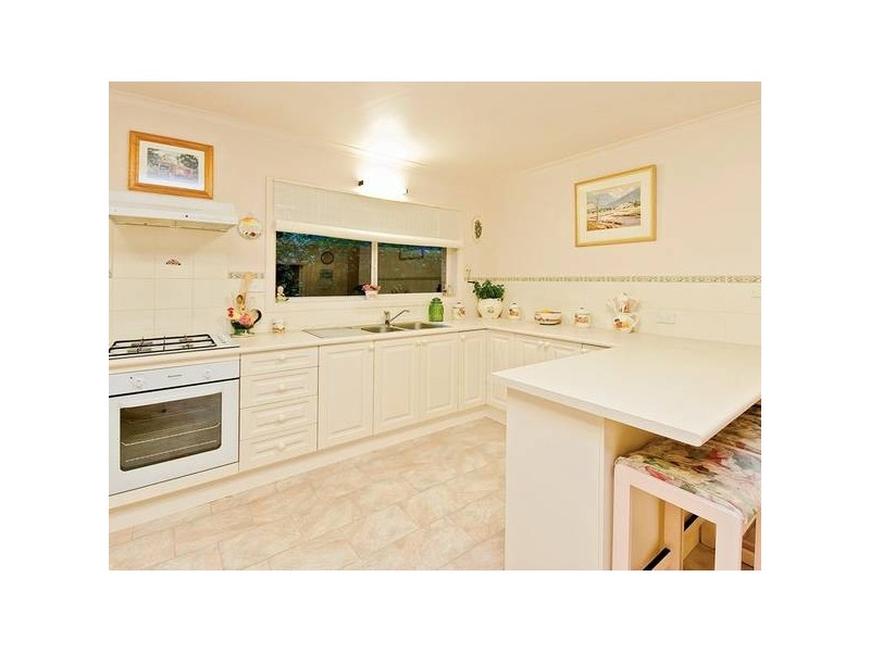 9 White Court, Nunawading VIC 3131
