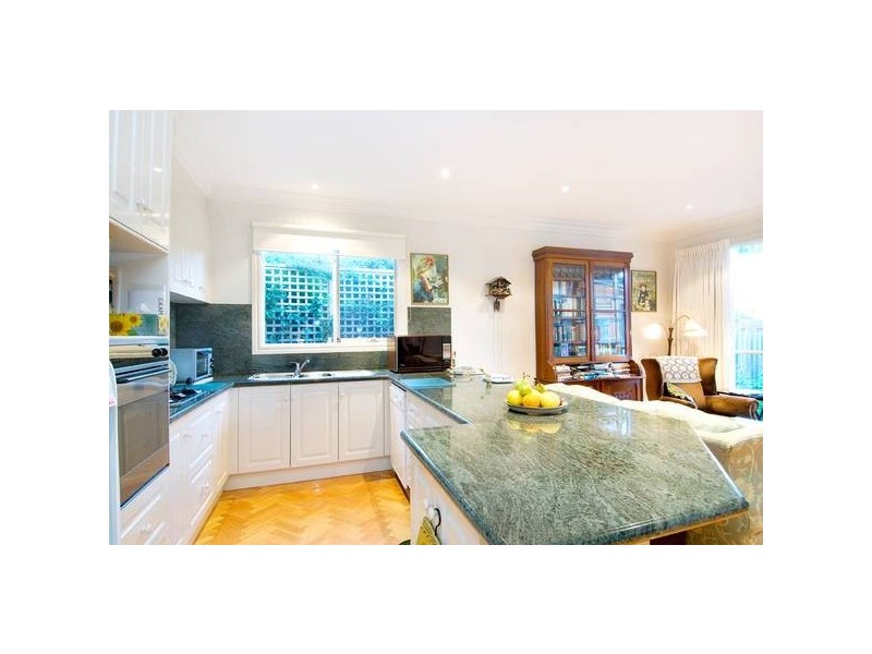 5A Hardwicke Street, Balwyn VIC 3103