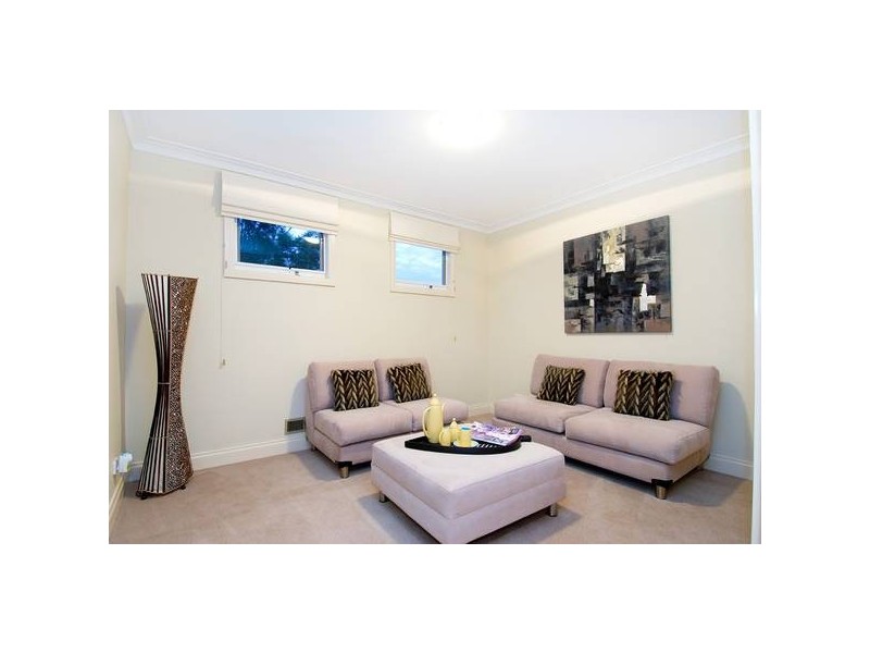 2/227 Whitehorse Road, Balwyn VIC 3103