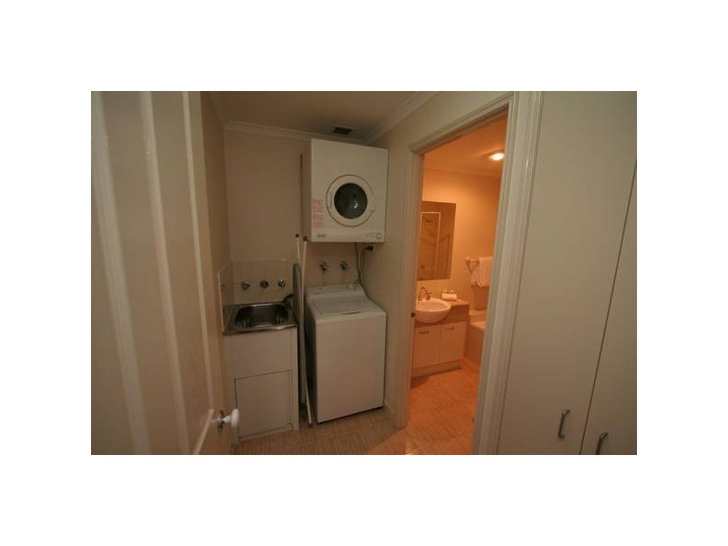 12/19 Walpole Street, Kew VIC 3101