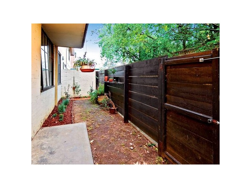 1/20 Highbury Grove, Kew VIC 3101