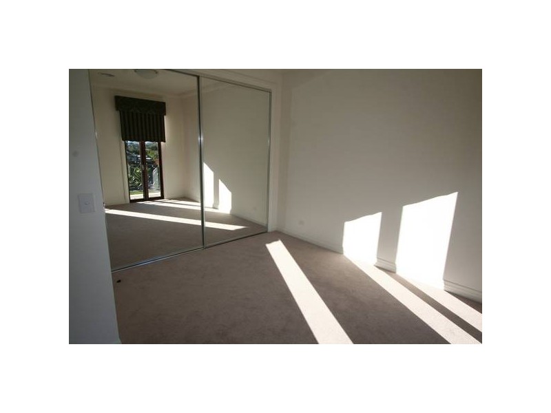 16A Burroughs Road, Balwyn VIC 3103