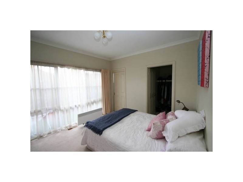 3/8 Boondara Road, Mont Albert VIC 3127