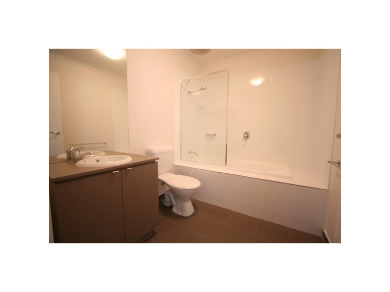 41 Waverley Park Drive, Mulgrave VIC 3170