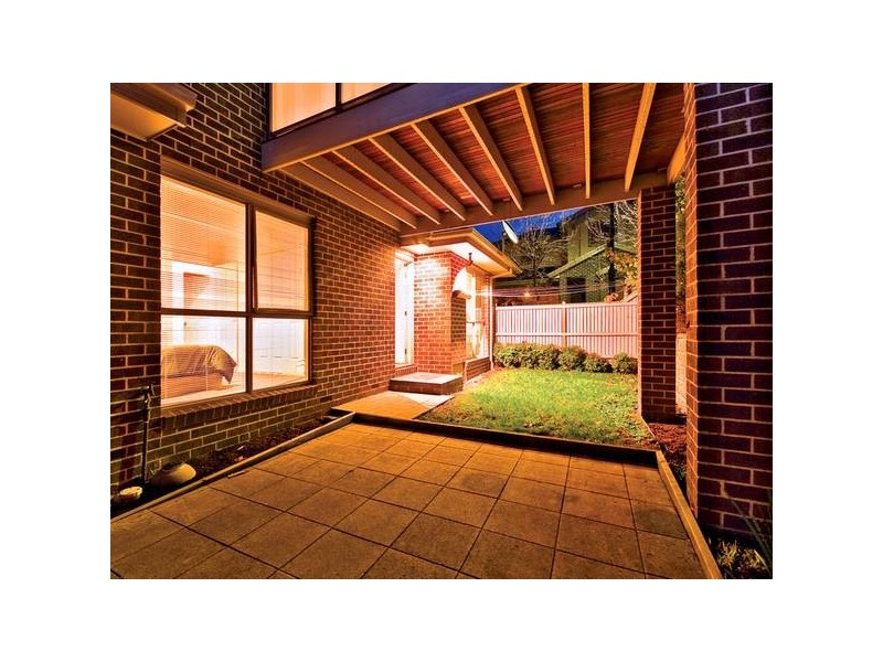 14 Kingswood Rise, Box Hill VIC 3128