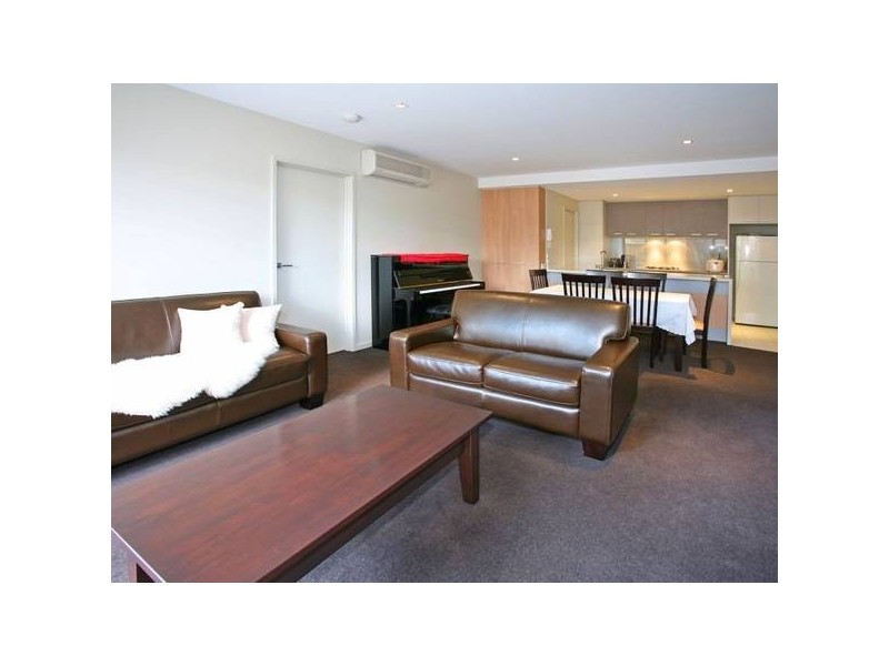 2/1137 Doncaster Road, Donvale VIC 3111