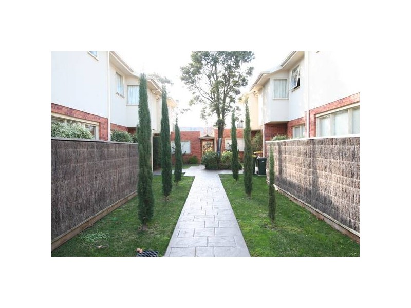 6/92 Carrington Road, Box Hill VIC 3128
