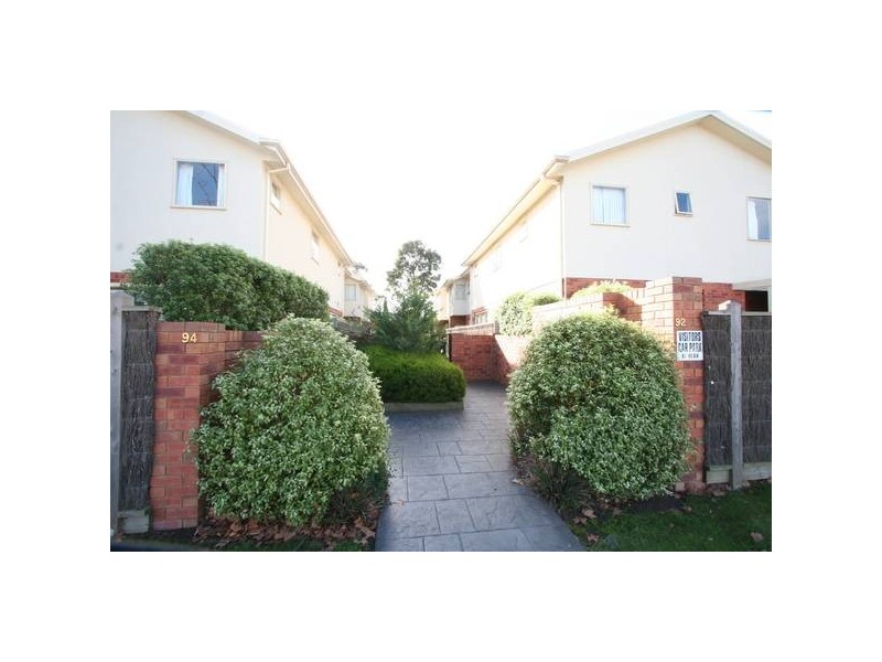 6/92 Carrington Road, Box Hill VIC 3128