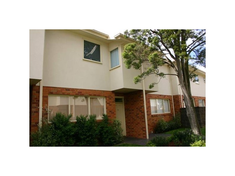 6/92 Carrington Road, Box Hill VIC 3128