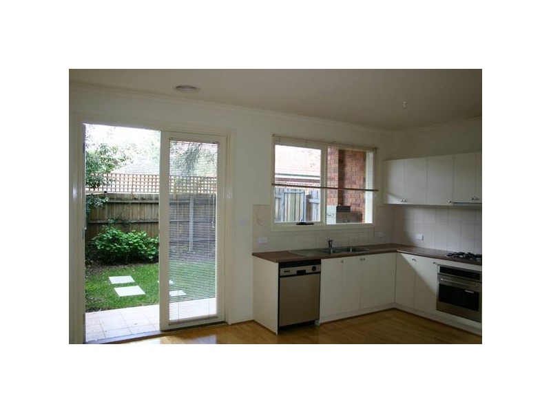 6/92 Carrington Road, Box Hill VIC 3128