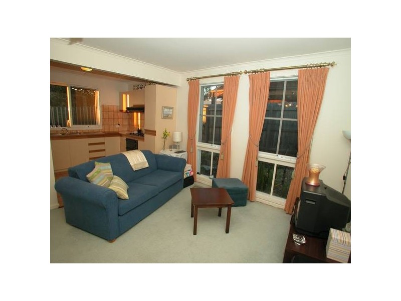 4/1-3 Friend, Mont Albert North VIC 3129