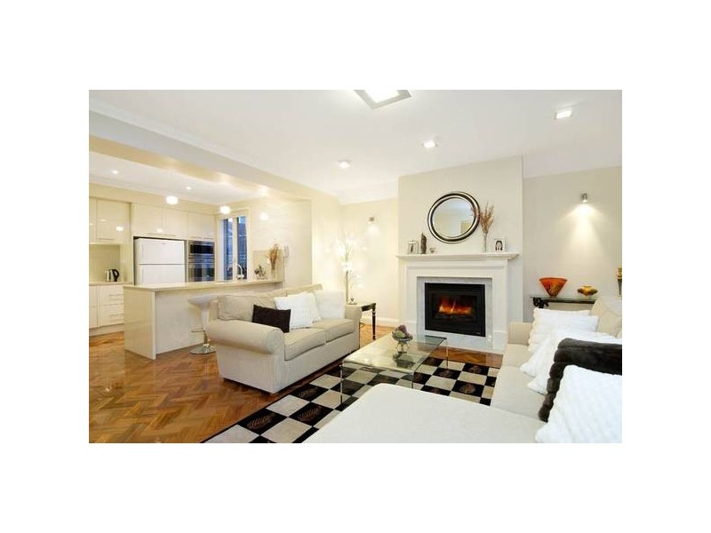 1 Chertsey Street, Surrey Hills VIC 3127