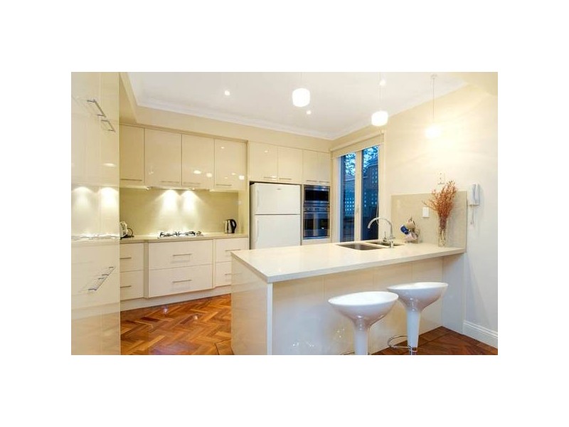1 Chertsey Street, Surrey Hills VIC 3127